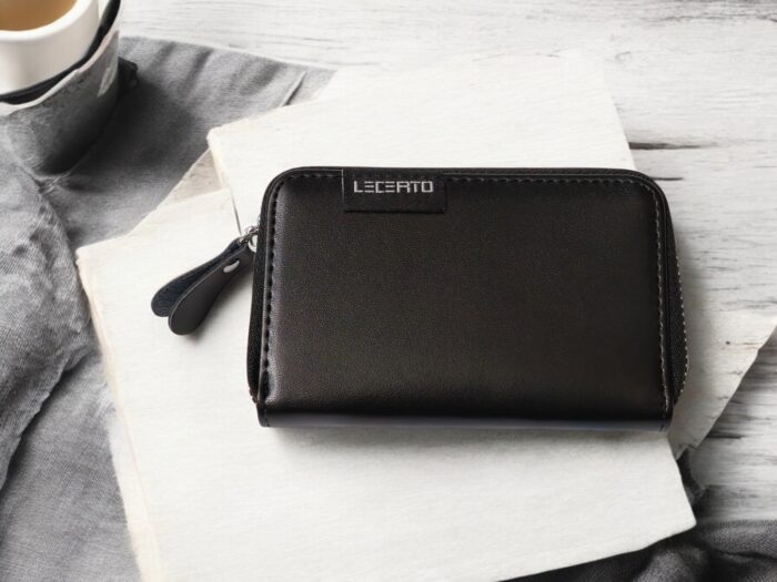 Etui antykradzieżowe skórzane na klucze z wkładką antykradzieżową na karty RFID LECERTO - obrazek 4