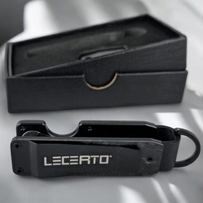 LECERTO ALUMINIOWE ETUI BRELOK NA KLUCZE CARBON - obrazek 5