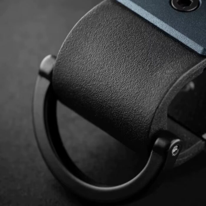 LECERTO ALUMINIOWE ETUI BRELOK NA KLUCZE NIEBIESKI CARBON - obrazek 6