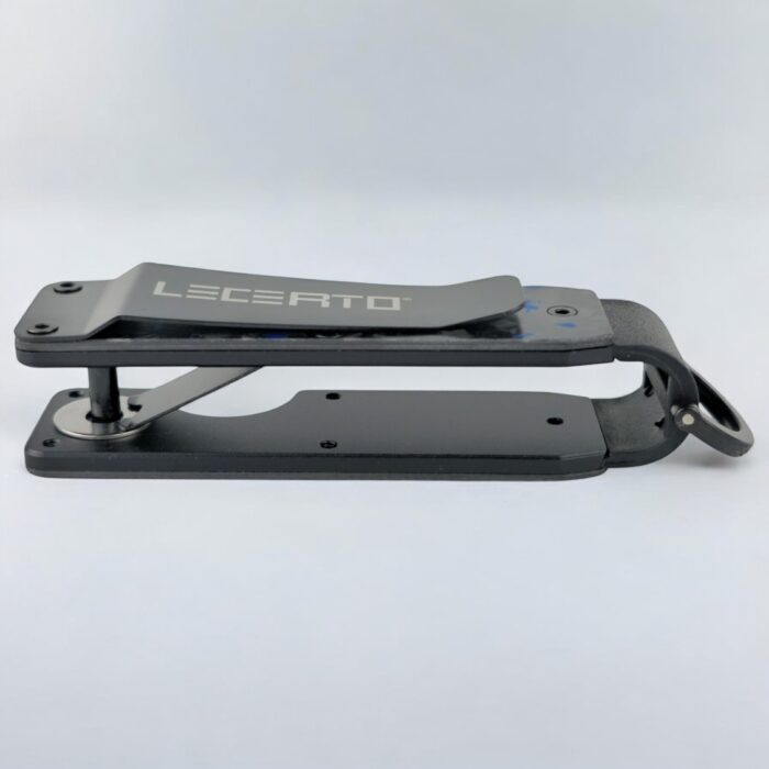 LECERTO ALUMINIOWE ETUI BRELOK NA KLUCZE NIEBIESKI CARBON - obrazek 4